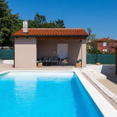 Holiday home Asteria