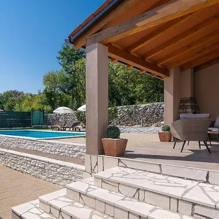 Holiday home Asteria