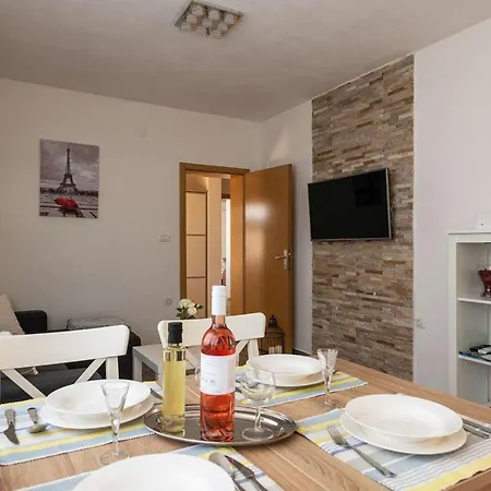 Holiday home Asteria